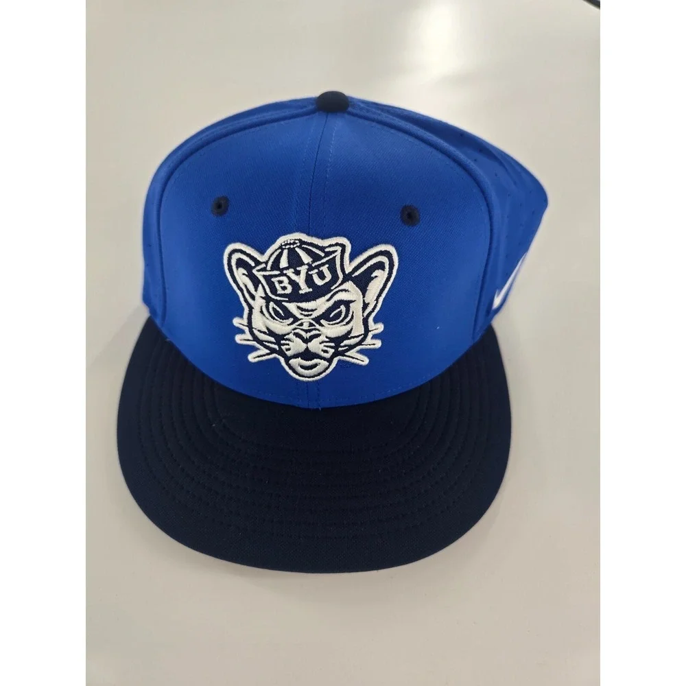 Nike BYU Cougars Flat Bill Cap Hat Adult 6 7/8 True Navy Blue Brigham Young New‎